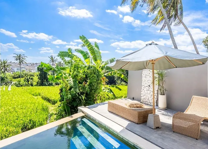 Glentana - Rare 3br With Full Rice Field Views And Sunset Canggu