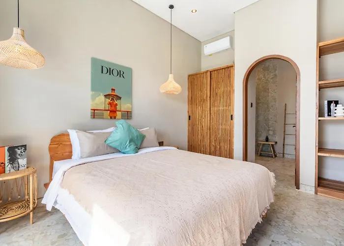 Glentana - Rare 3br With Full Rice Field Views And Sunset Canggu