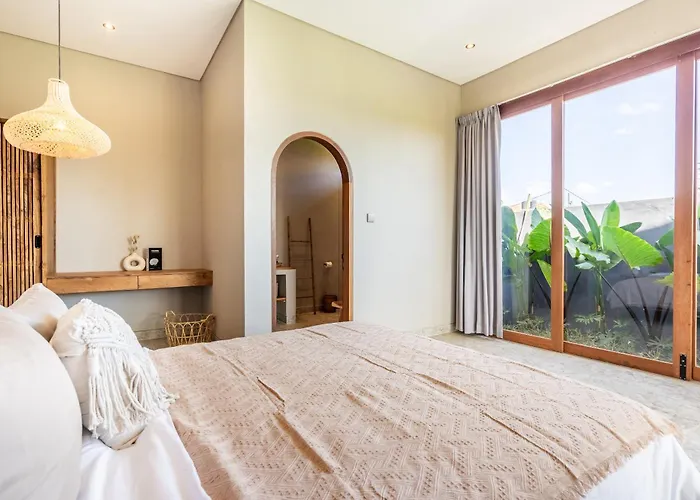 Villa Glentana - Rare 3br With Full Rice Field Views And Sunset *