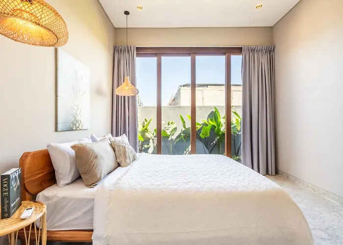 Glentana - Rare 3br With Full Rice Field Views And Sunset Villa Canggu